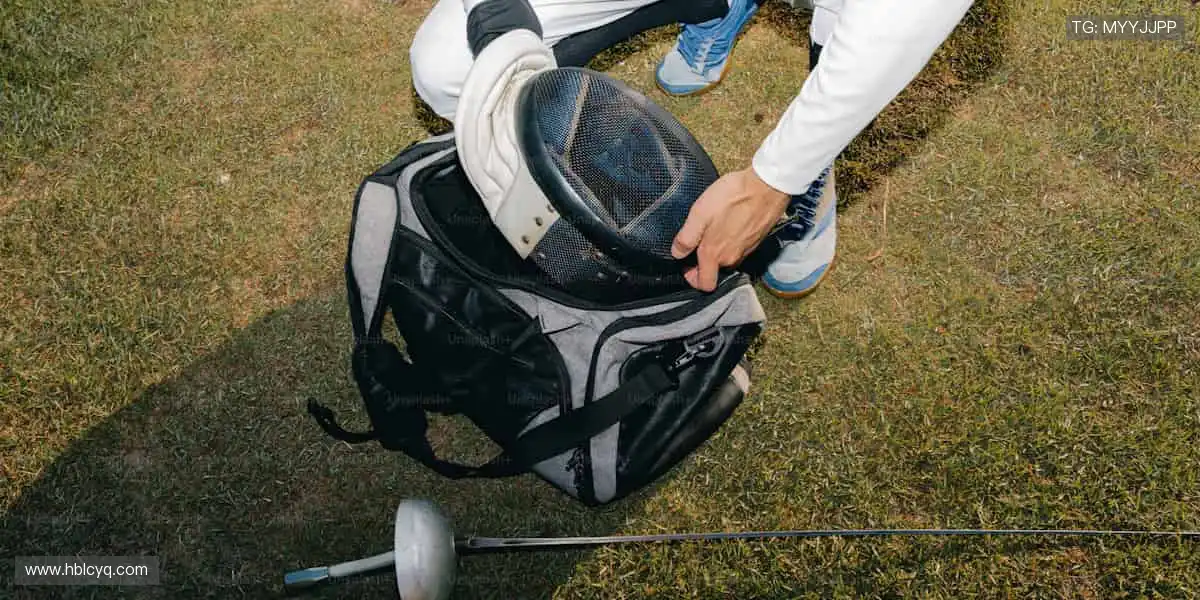 赛场之外，我们与你同在 —— 实时解说，深度分析！🎙️📊